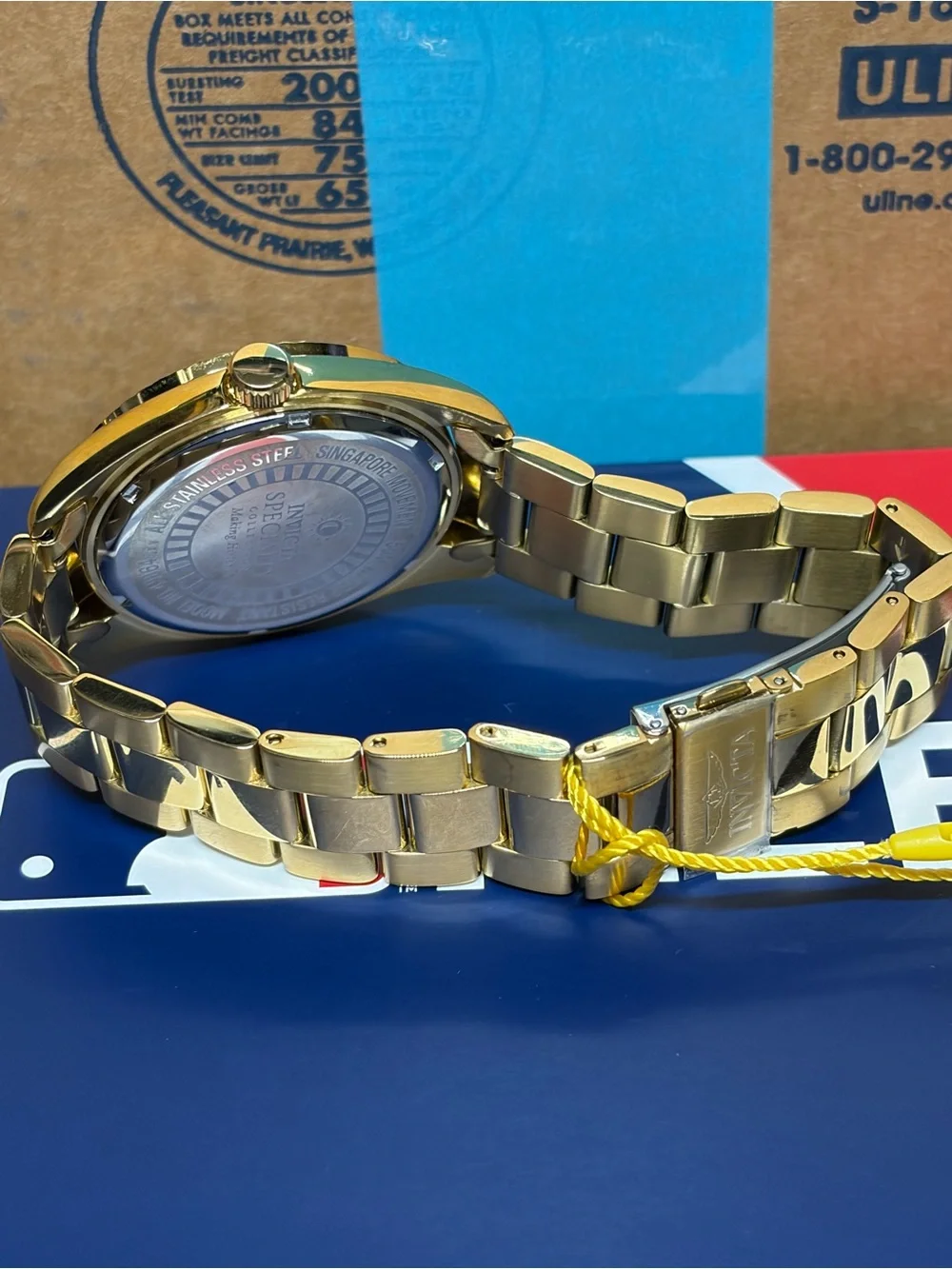 Invicta Men's New York Yankees Gold-Tone Stainless Steel Watch - White/Blue Dial